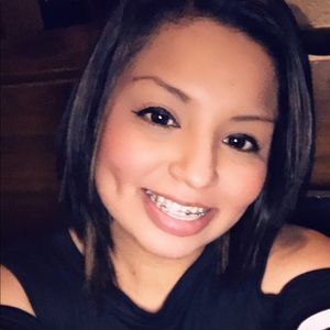 Meet your Posher, Mayra